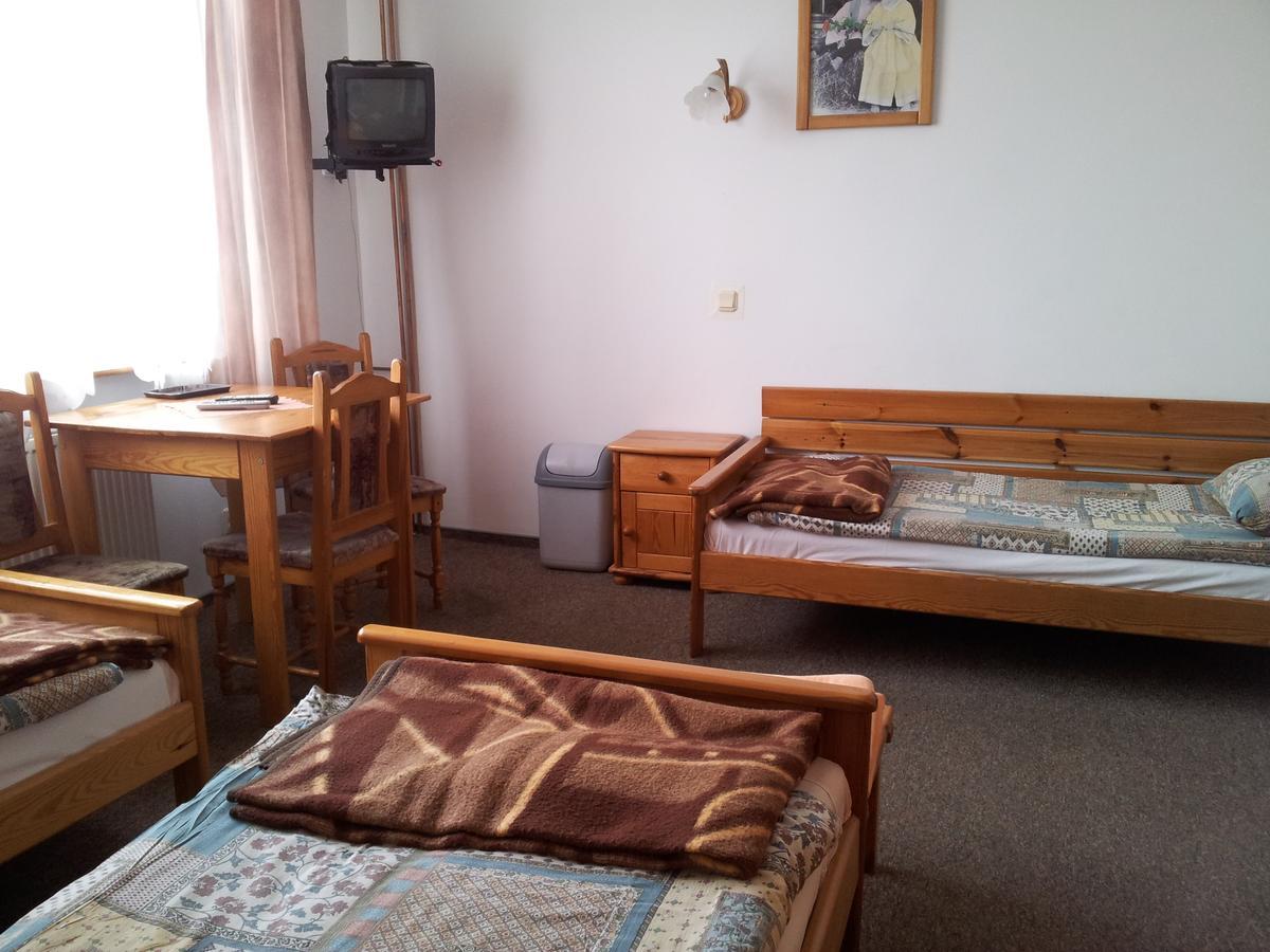 Hotel Staropolski Strzelce Krajenskie Quarto foto